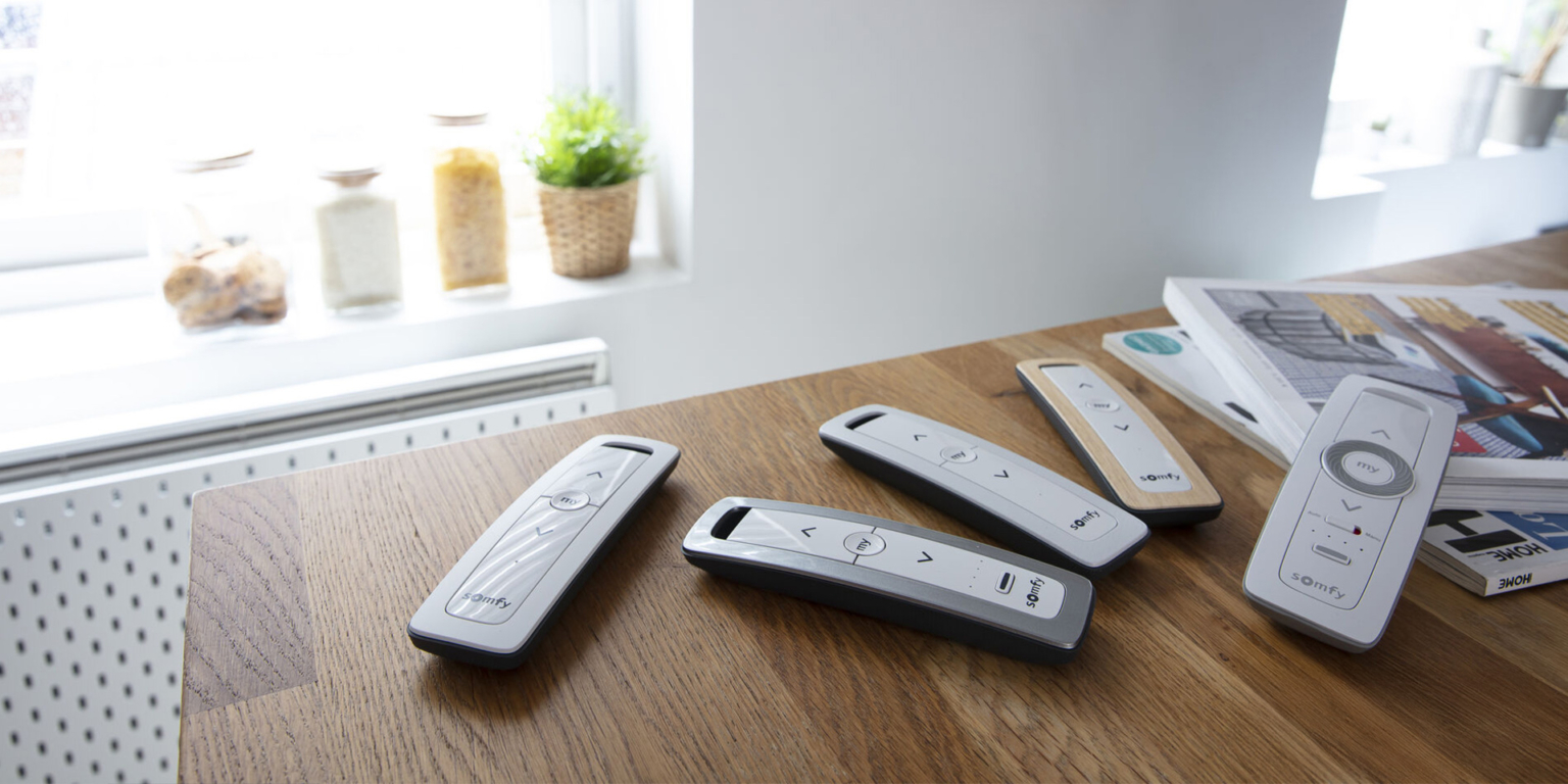Stores toiles solaires : Un ombrage intelligent et durable pour ...